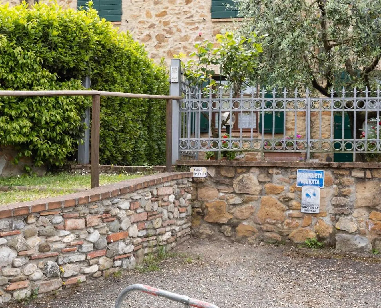 Casa vacanze Casa Leonardo, Montaione, Mura Italia